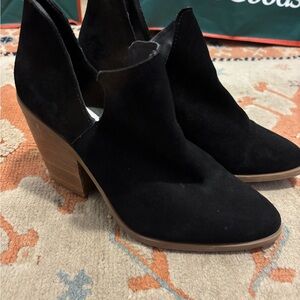 Steve Madden Suede Black Ankle Boots